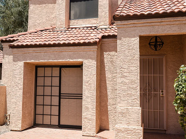 3980 E Graythorn St — Photo 96