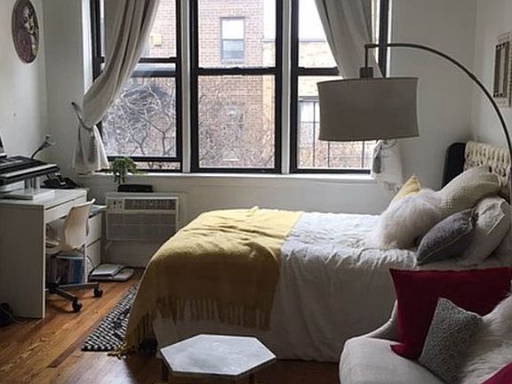 3rd image of 334 E 90th St APT 5C