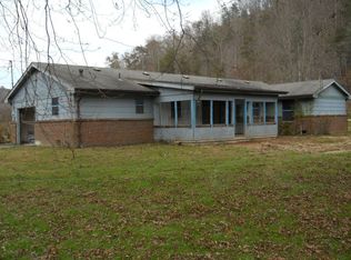 1625 Upper Cane Creek Rd, Stanton, KY 40380