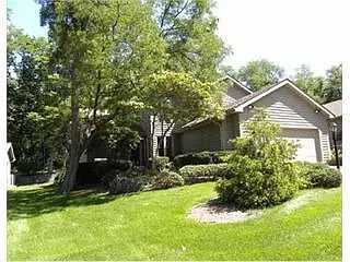 17875 Ashmont Pl photo 1