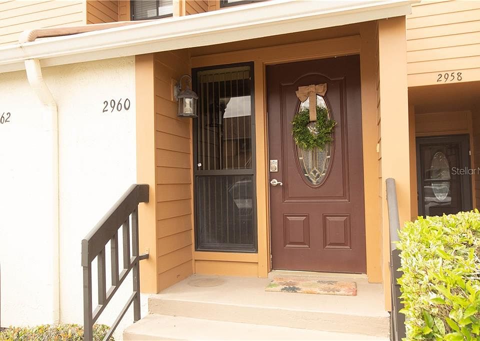 1st image of 2960 Clubview Dr #1