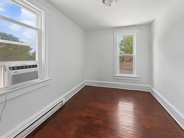 521 N Lott Blvd — Photo 14