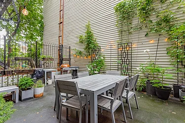 Rented by MySpaceNYC