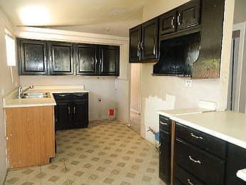 3rd image of 5520 Evergreen Ave