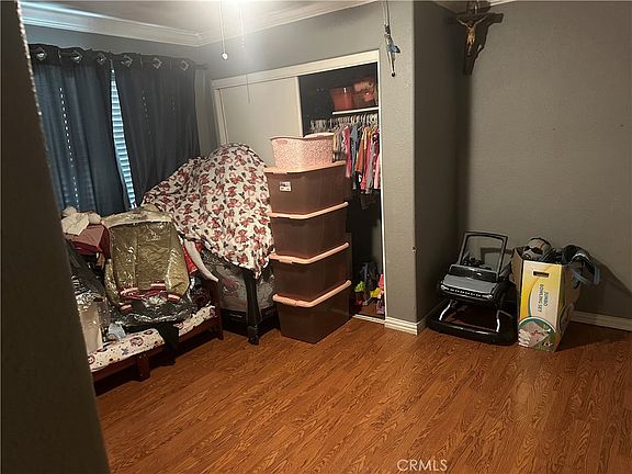 5th image of 1040 S Alice Ave