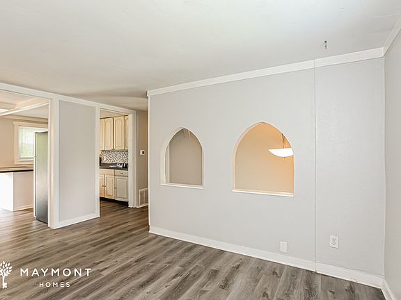 4th image of 2226 Bernie Dr