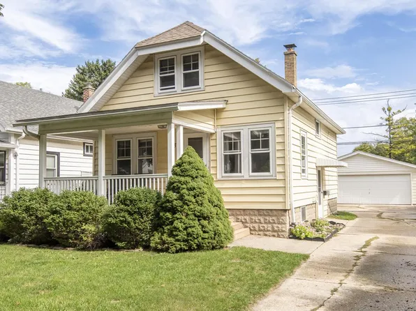 687 South Oak Park COURT, Milwaukee, WI 53214
