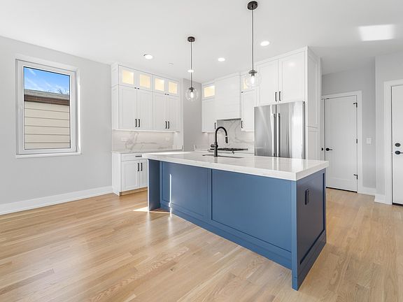 4th image of 5644 N Ashland Ave #3