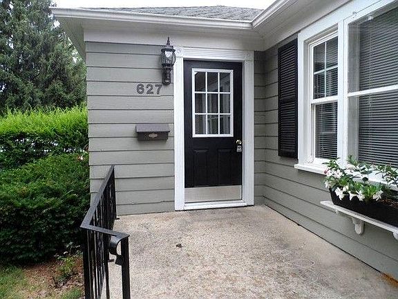 3rd image of 627 N Lincoln Ave
