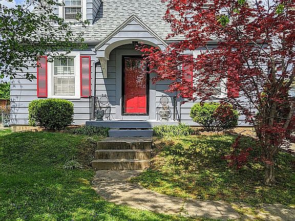4th image of 1007 Parkway Dr