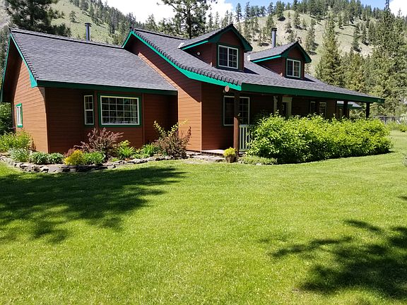 3rd image of 2862 Highway 93 N