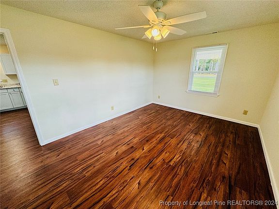 3rd image of 105 E Railroad St