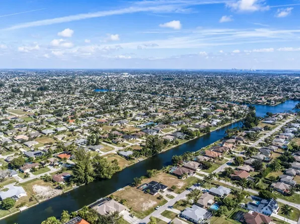 217 SE 21ST Street, Cape Coral, FL 33990