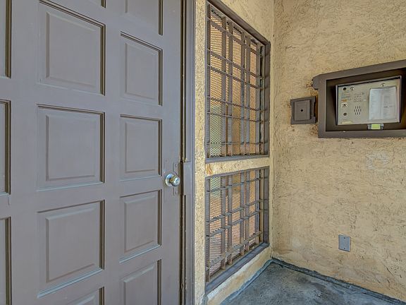 3rd image of 1334 W 137th St APT 125