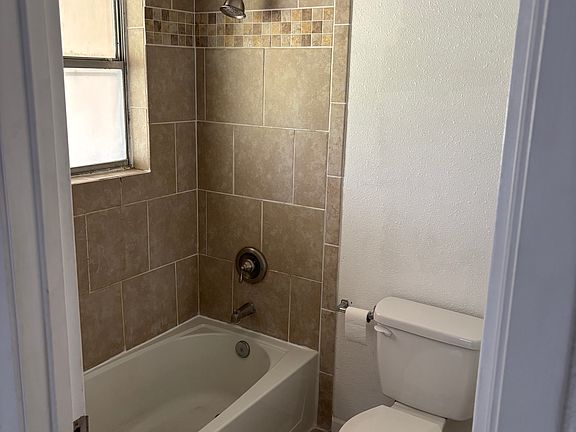 5th image of 1215 Donna Kay Dr