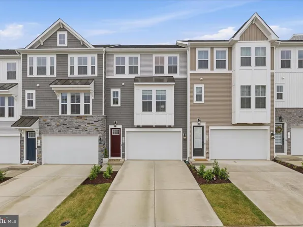 9507 Maidenhair Ave, Fredericksburg, VA 22407