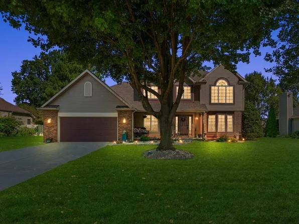 1371 Old Farm Ln, Saint Joseph, MI 49085