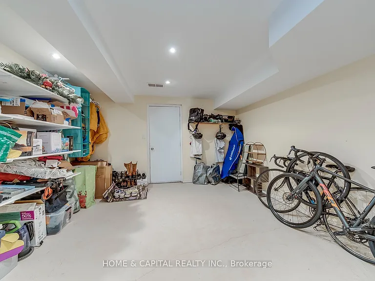 2287 Kingfisher Ct — Photo 44