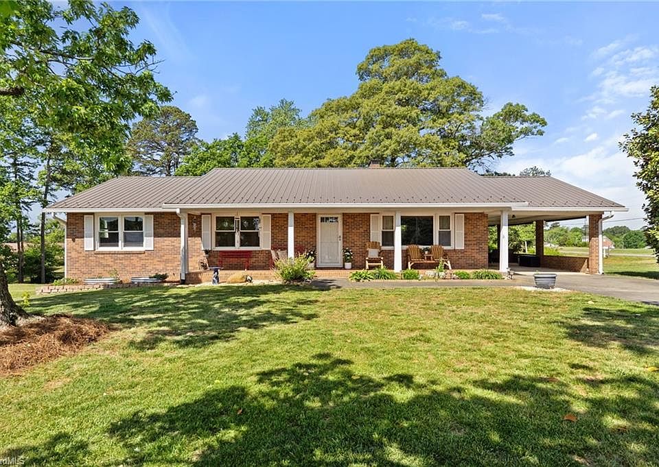 1st image of 114 Midpines Dr
