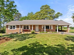 114 Midpines Dr, Winston Salem, NC 27127