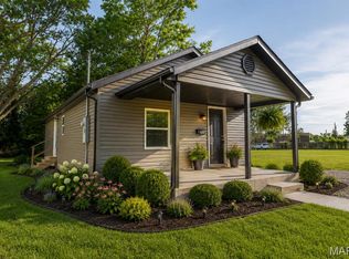 460 Curry St, Lebanon, MO 65536