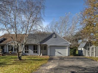 574 Horace Dr #574, Elgin, IL 60120