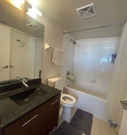 135 Village Green Sq #3326 — Photo 8