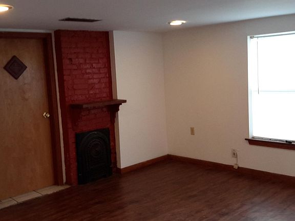 3rd image of 134 Athania Pkwy #C