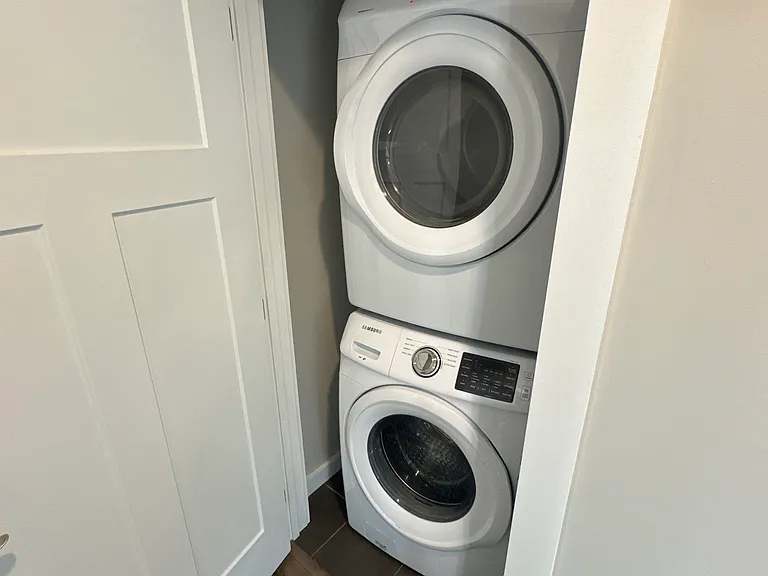 4100 Apex Dr — Photo 7