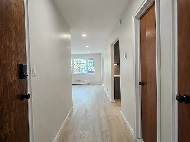 31-59 43rd St #2H — Photo 13