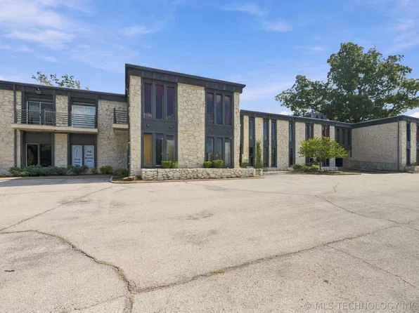 5537 S Lewis Ave, Tulsa, OK 74105