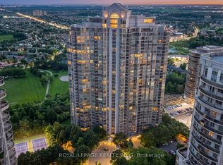 45 Kingsbridge Garden Cir #808, Mississauga, ON L5R 3K4