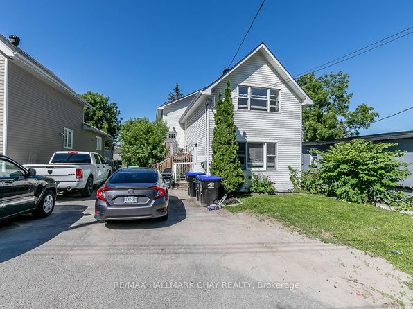 226 Queen St, Midland, ON L4R 3H1