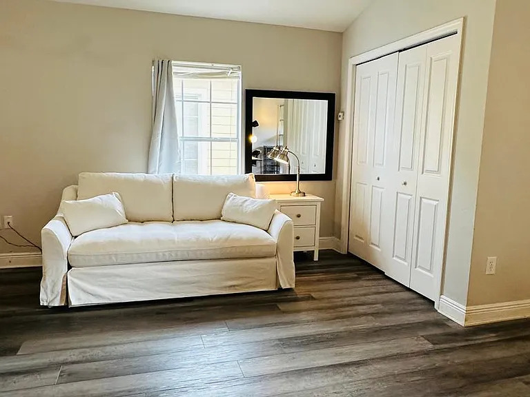 14533 Cotswolds Dr — Photo 12