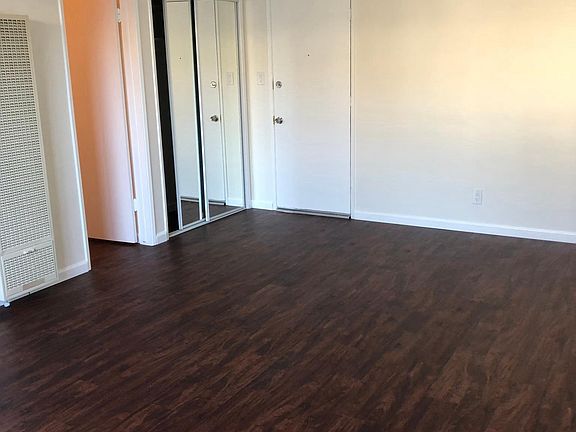 5th image of 2890 Leeward Ave APT 211