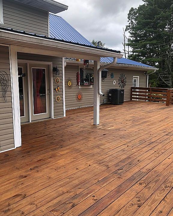 2nd image of 115 Mill Rd
