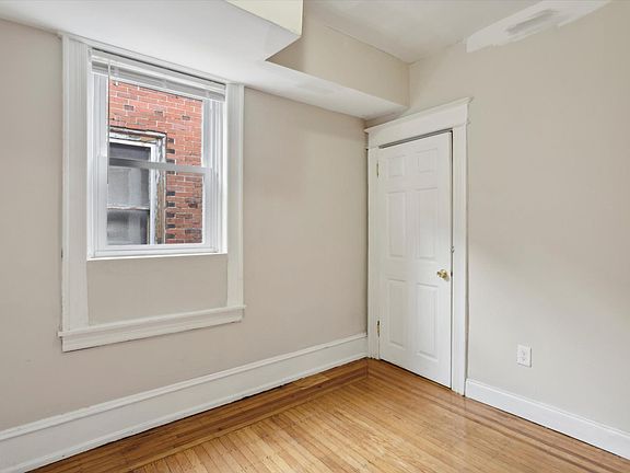 5th image of 1230 S 51st St #B