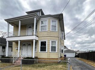 74 Downes Ave, Pawtucket, RI 02861