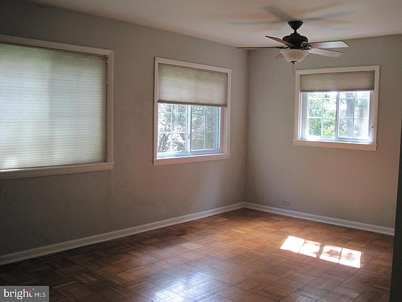 2nd image of 3220 Martha Custis Dr
