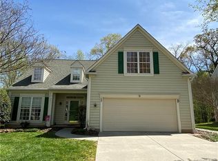 6031 Creekview Ct, Harrisburg, NC 28075