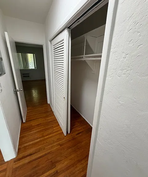 9300 E Bay Harbor Dr #204 — Photo 7