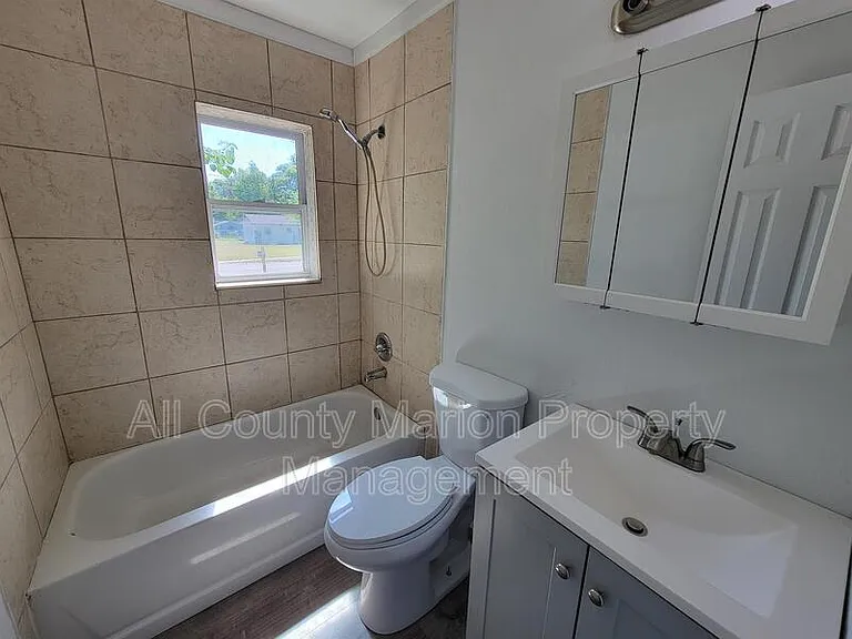 1140 NW 20th Ave — Photo 8