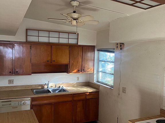 3rd image of 3245 Royal Palm Ct