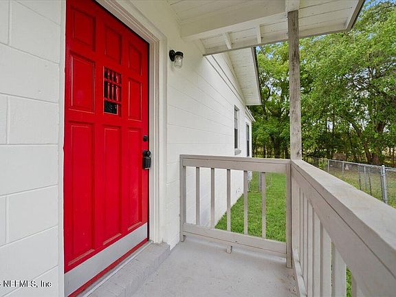 4th image of 6238 PETTIFORD Drive W