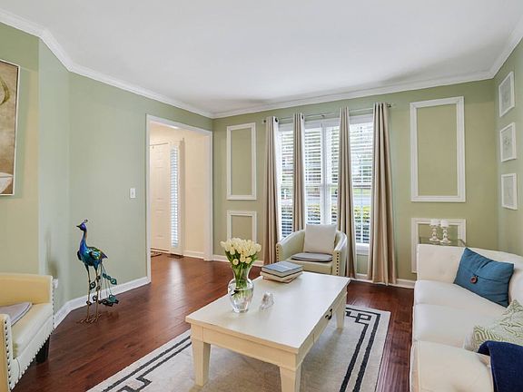 5th image of 371 Fenbrook Way SW #371