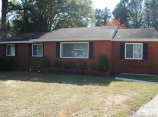 1305 Edgedale Dr, Salisbury, NC 28144