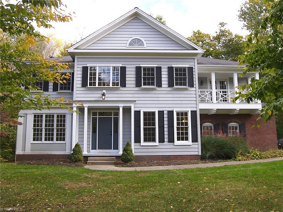 1st image of 18765 White Oak Dr