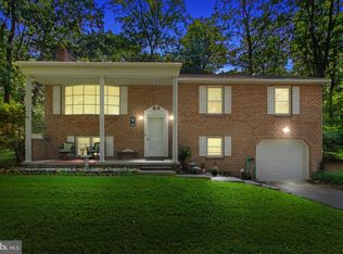 6304 Straw Acres Rd, Spring Grove, PA 17362