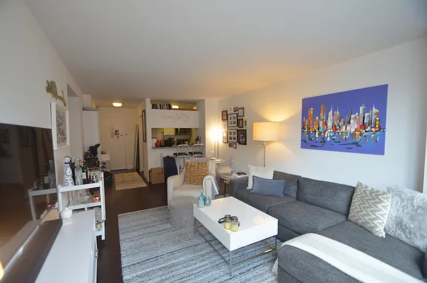 Rented by Compass | media 2