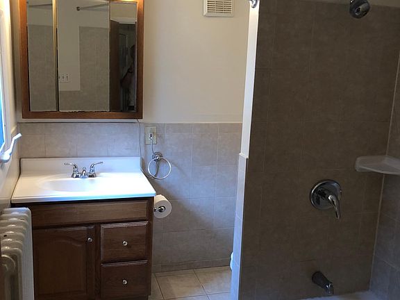 2nd image of 807 N 24th St Floor 1